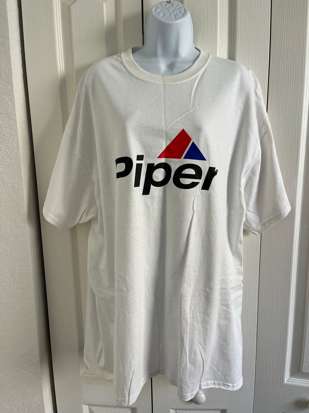 Piper Aircraft Company Logo T-Shirt 2XL XXL White Gildan Ultra Cotton New Tag